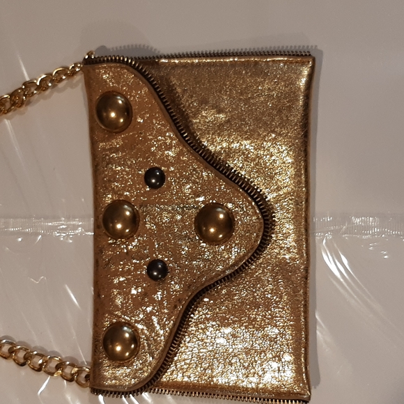 J.J Winters Women's Gold Metallic Leather Crossbody Handbag Like New - Picture 4 of 12